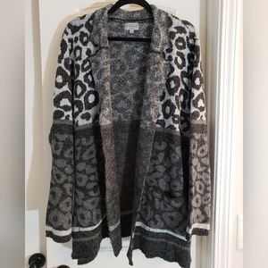 Joseph A Open Cardigan Notch Collar Animal Print Sweater 3X